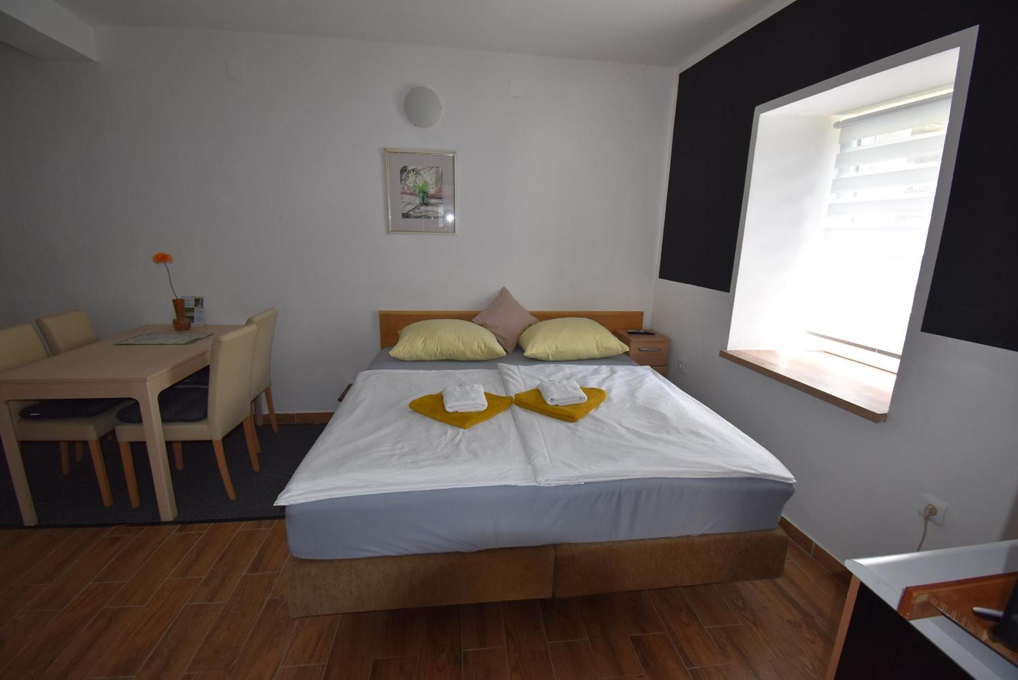בובק Apartments Free Alps, Massage & Wine מראה חיצוני תמונה