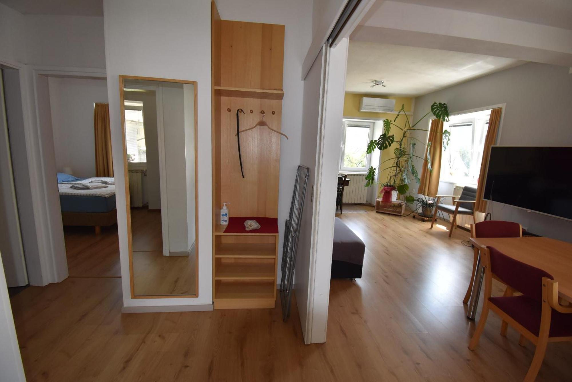 בובק Apartments Free Alps, Massage & Wine מראה חיצוני תמונה