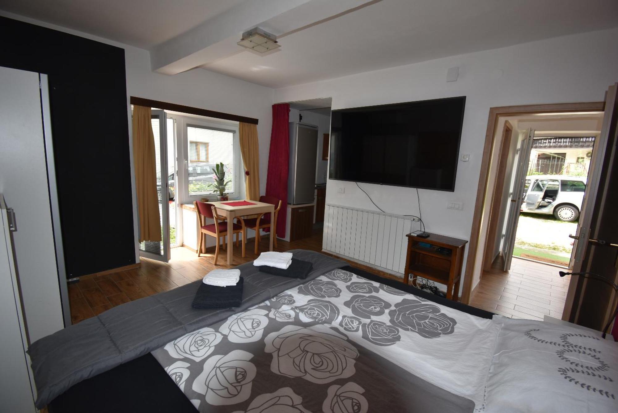 בובק Apartments Free Alps, Massage & Wine מראה חיצוני תמונה